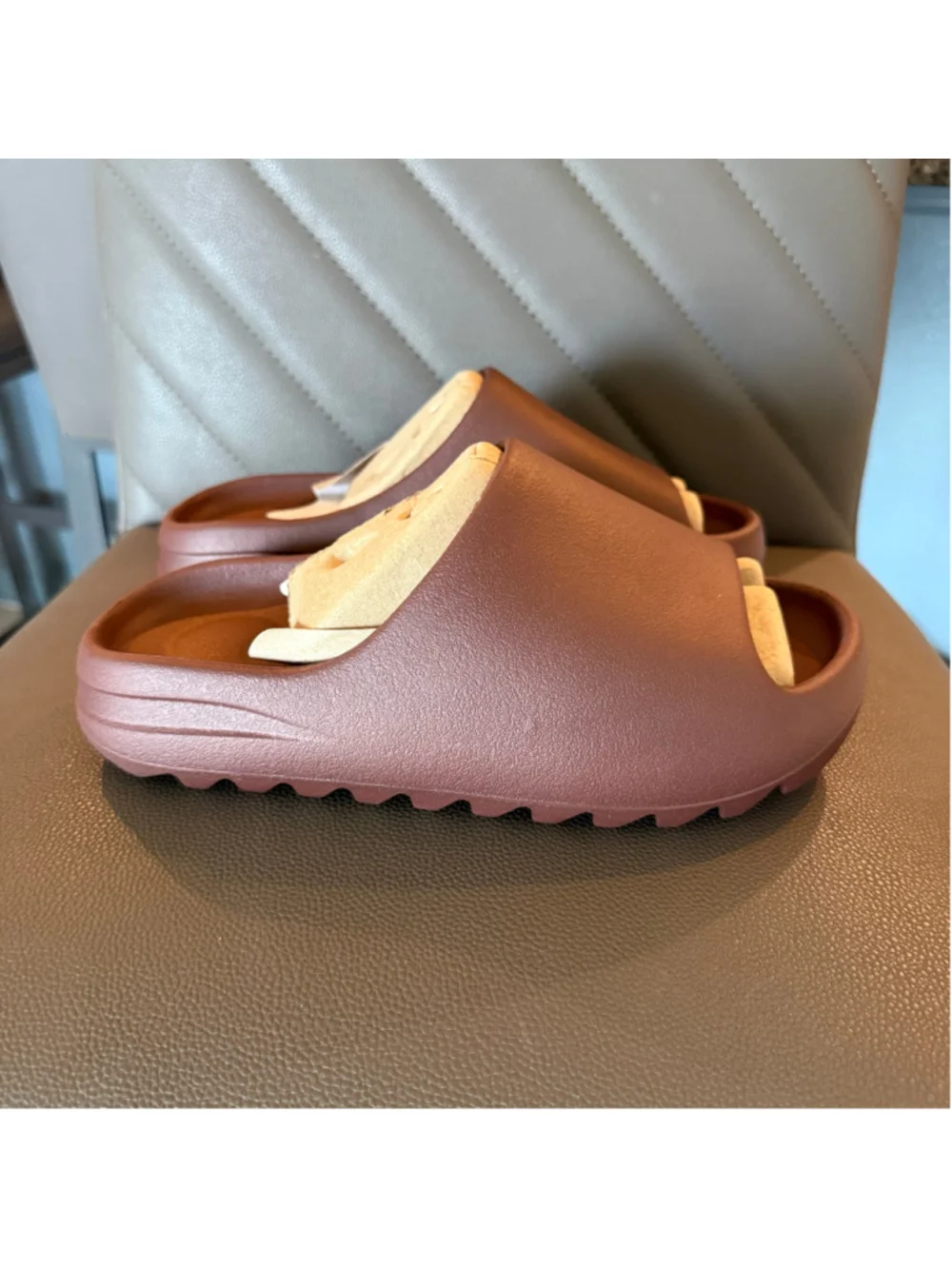 Men’s YS-01 brown slides